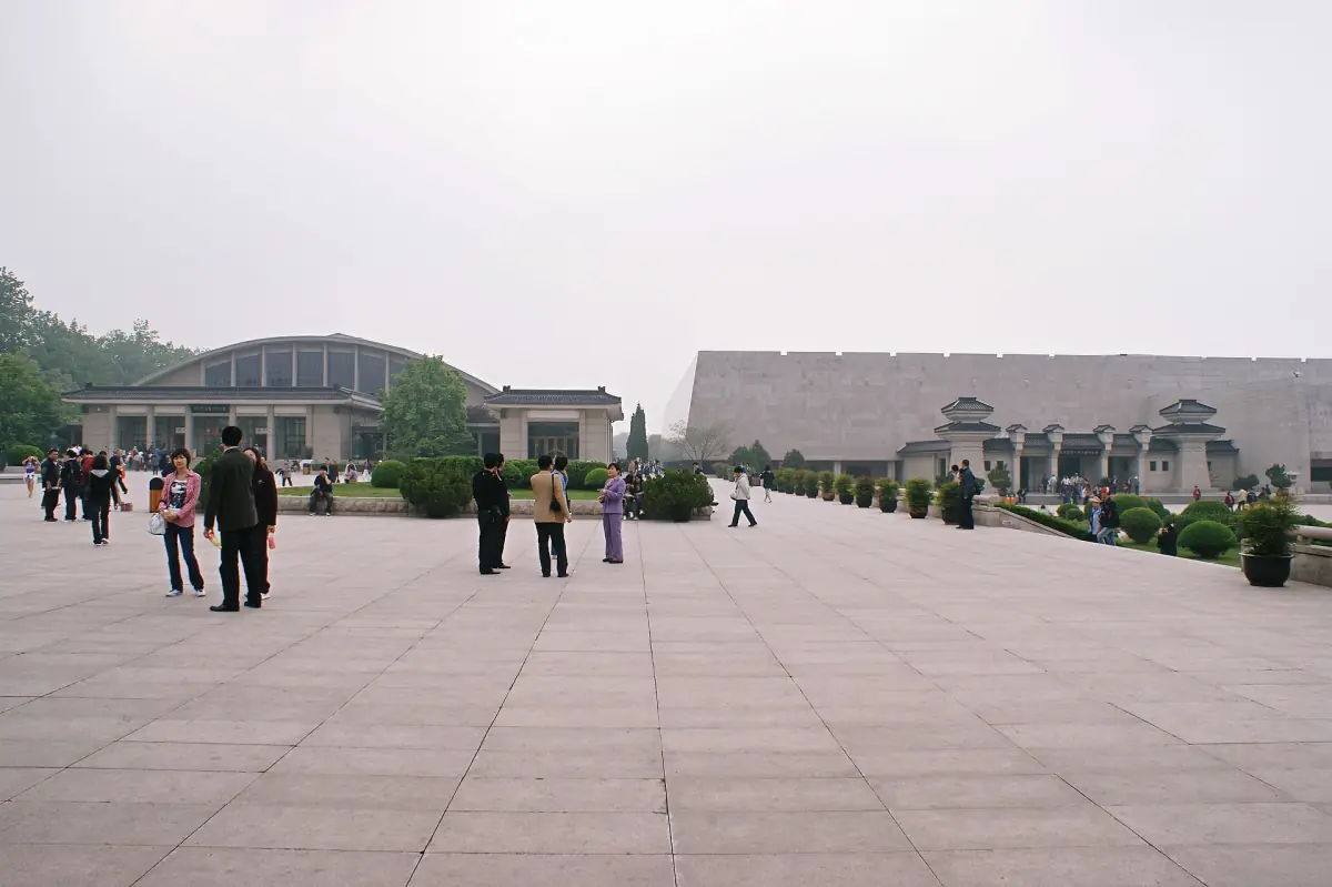 The museum buildings at Lintong