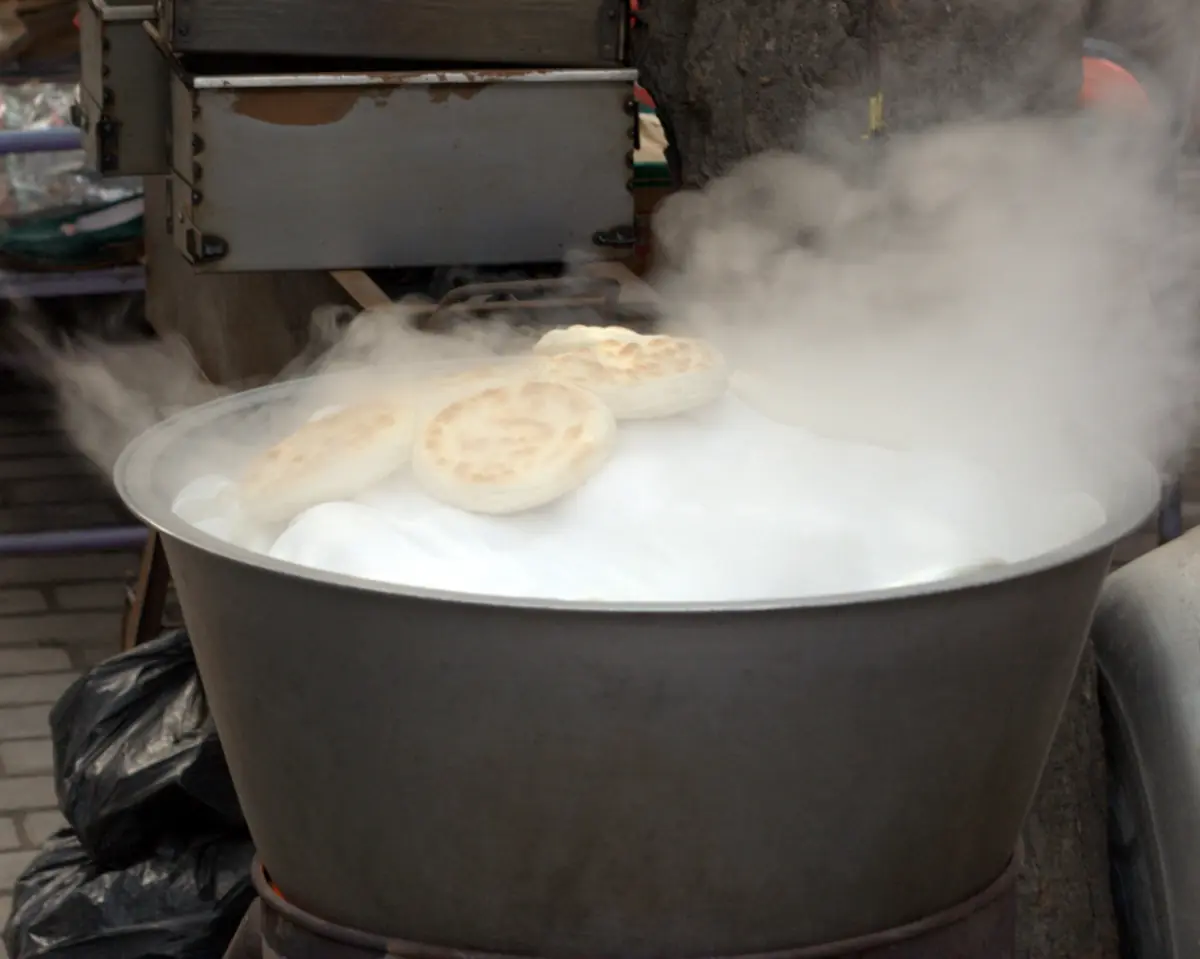 Steamed bread at a stall in the Muslim Quarter